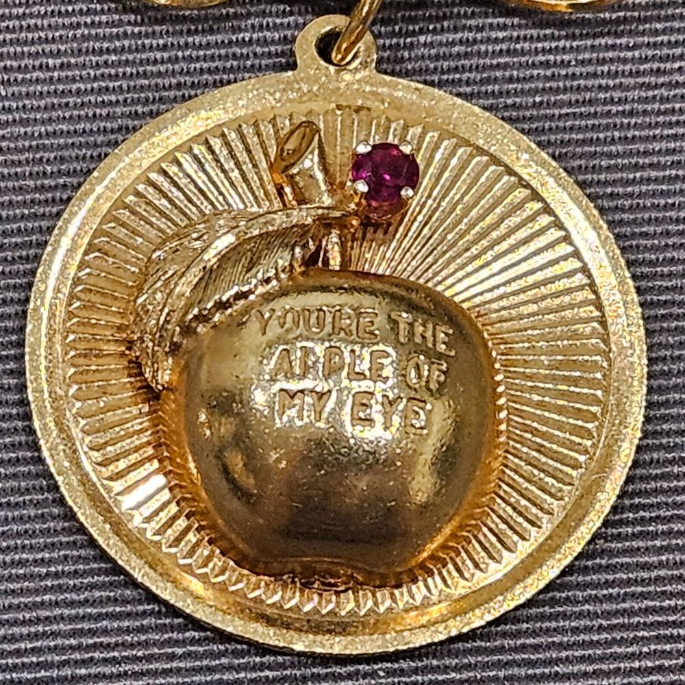 VINTAGE DANKNER APPLE OF MY EYE NEW YORK CITY NYC 14K CHARM PENDANT NECKLACE